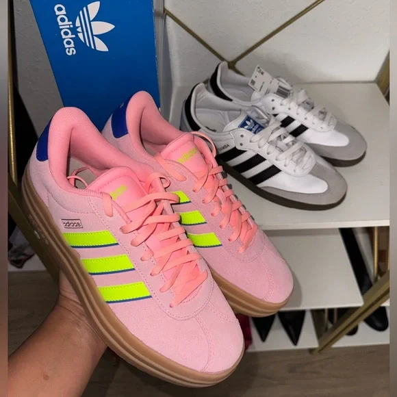 NEW ADIDAS  VL COURT BOLD SNEAKER - Picture 4 of 17